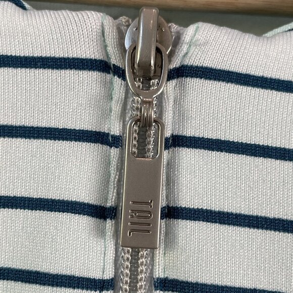 Tail Polo Shirt Womens Medium Blue White Ombre Striped Short Sleeve Golf Zip - Picture 3 of 10